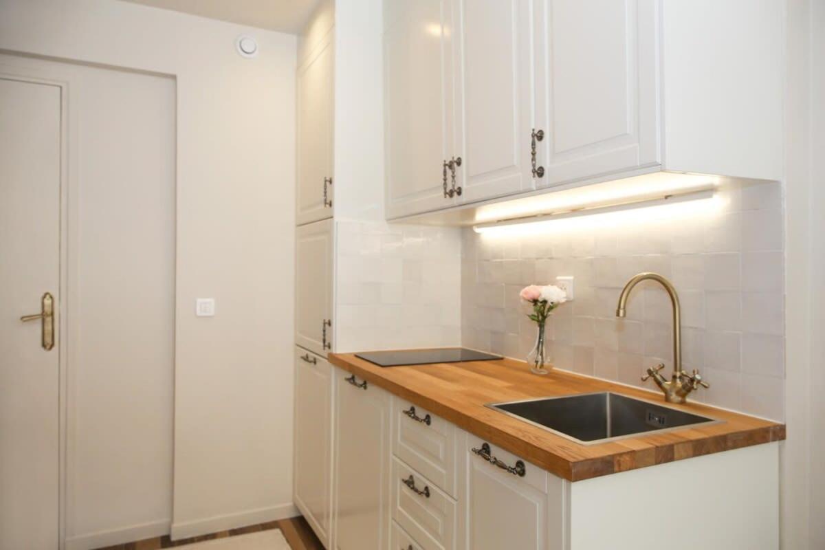 Appartement Moderne Confort Proche Montmartre - 4P Paris Luaran gambar